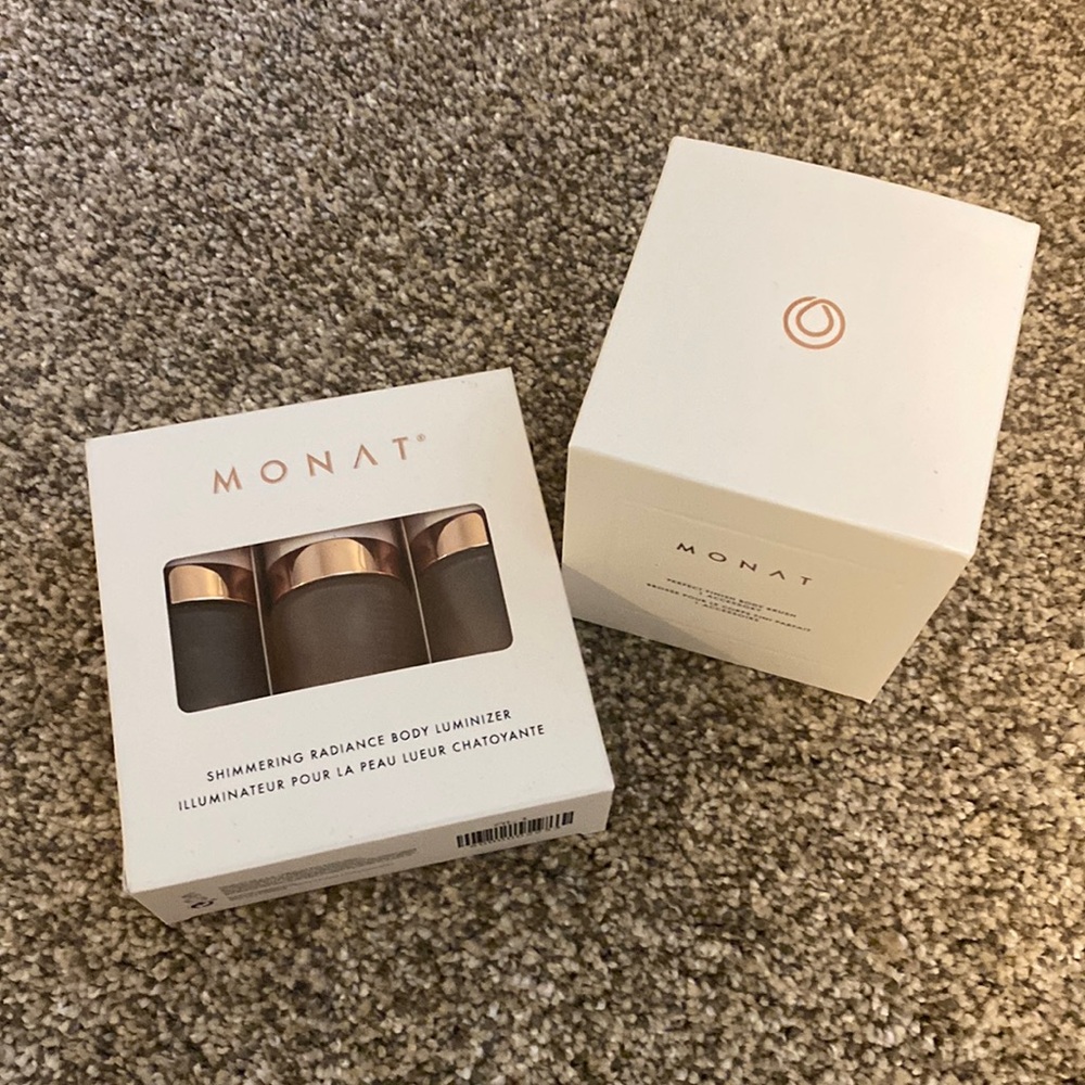 Monat Shimmering Radiance Body Luminizer & Perfect Finish Body Brush